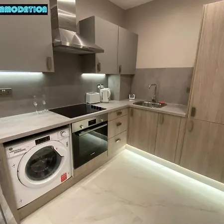 ~ New ~ 1bedroom Apart With Netflix And Wi-fi