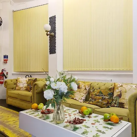 Hotel City London Hotel 3*