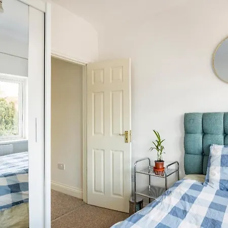 Homestay Lovely House London