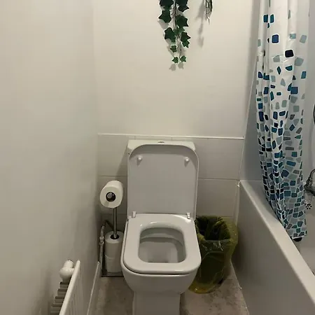 Perfect For Families And Friends - 2 Bedroom In - Peckham Apartment