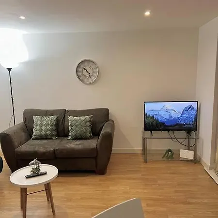 New Build 2 Bedroom With 2 Bath, * Londres