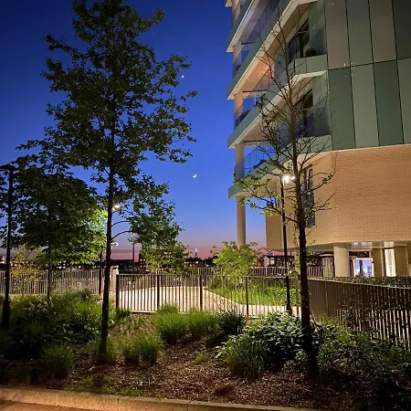 Luxury North Greenwich London