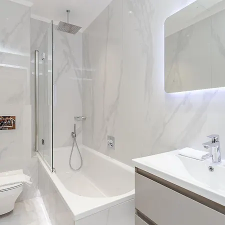 Luxlet - Heart Of Hampstead, *