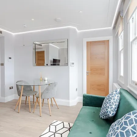 Luxlet - Heart Of Hampstead, *