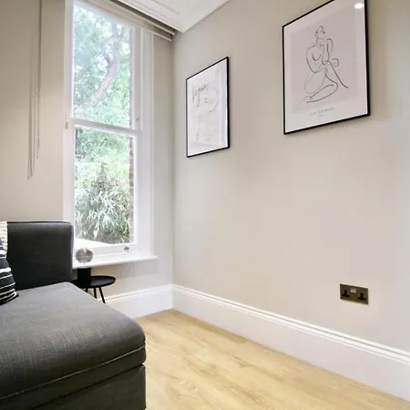 Luxlet - Heart Of Hampstead, *