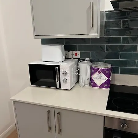Apartment 004- Brand New 1 Bedroom F1 Ealing