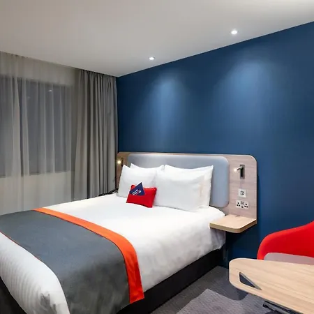 Express - London Heathrow T4 By Ihg