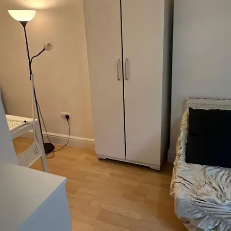 001- Lovely 3-bedroom Very Close To Oxford Street * London