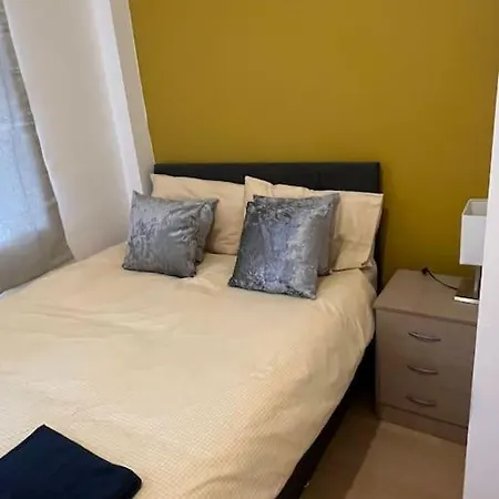 001- Lovely 3-bedroom Very Close To Oxford Street * London