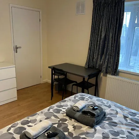 Guest house Kensal 2