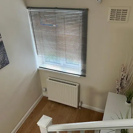 Kensal 2 Guest house *