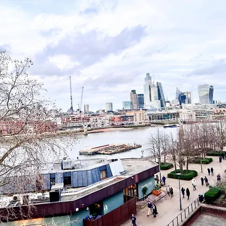 Hotel River Thames View Entire In The Most Cental London