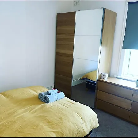 Luxury 1-bed With Stunning Views Perfect For Short In London