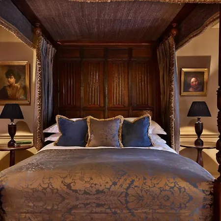 Batty Langley's Hotel