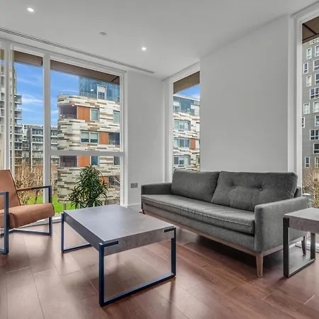 Modern 01 & 02 Bed In Canary Wharf *