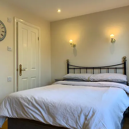Notting Hill 3br Townhouse With Ensuite Bathrooms - Ideal For Families Holiday home London