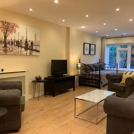 Notting Hill 3br Townhouse With Ensuite Bathrooms - Ideal For Families