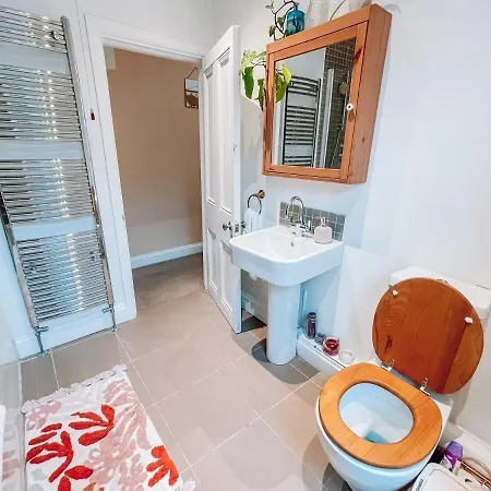 Gorgeous 3 Bed With Garden Office By Staybynumbers *