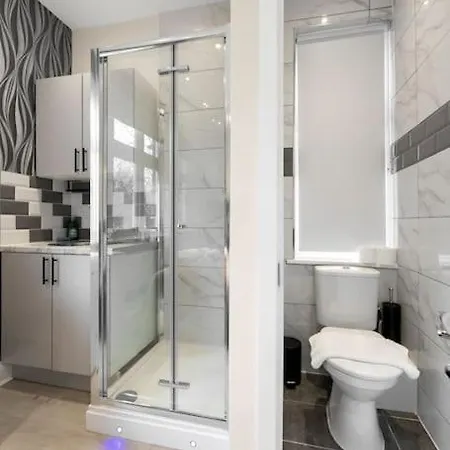 Sweet Suite: Trendy Studio For Two