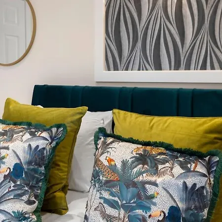 Sweet Suite: Trendy Studio For Two * London