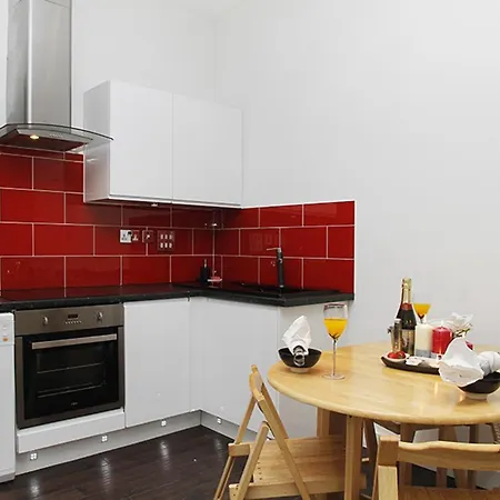 Lets - I3 Apartment *