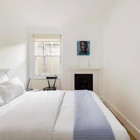 Cool, Quiet Notting Hill 2 Bed * London