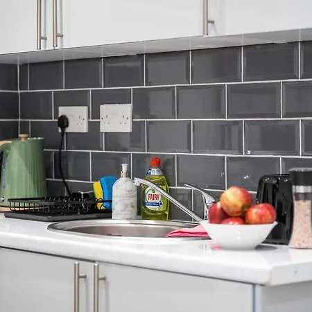 Livestay-modern Studio In Zone 2 Apartment