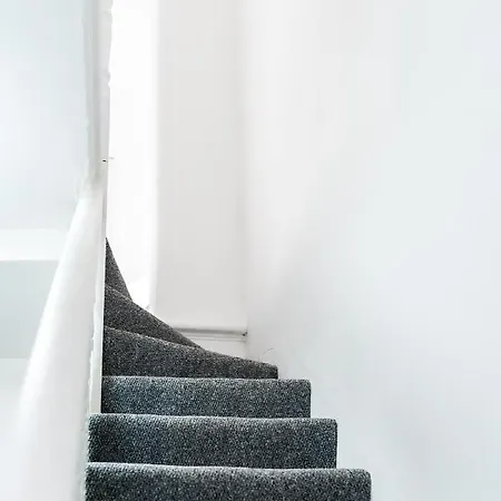 Livestay-modern Studio In Zone 2 London