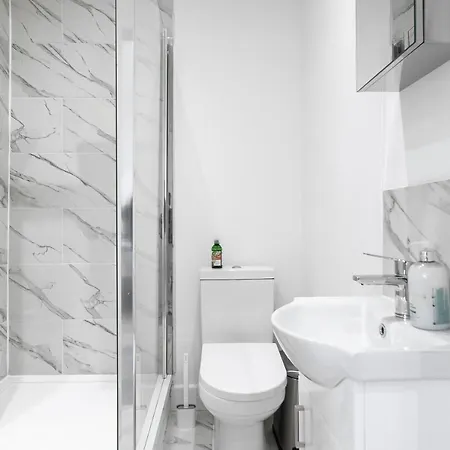 Apartment Livestay-modern Studio In Zone 2 *