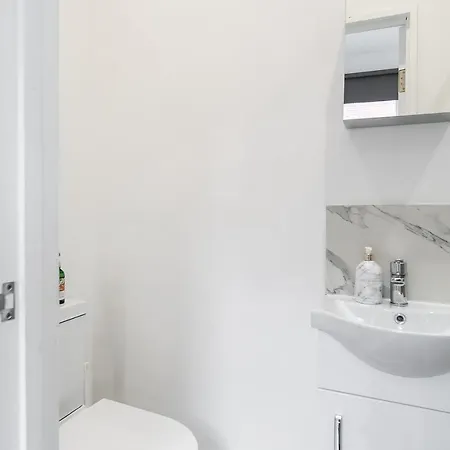 Apartment Livestay-modern Studio In Zone 2 *