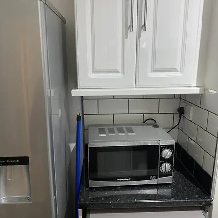 Ground Floor One Bedroom Bayswater Central London