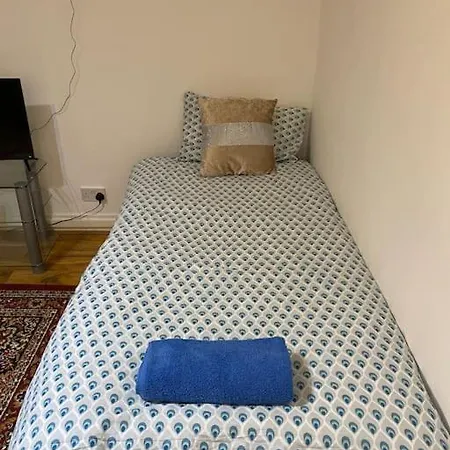 Ground Floor One Bedroom Bayswater Central * London