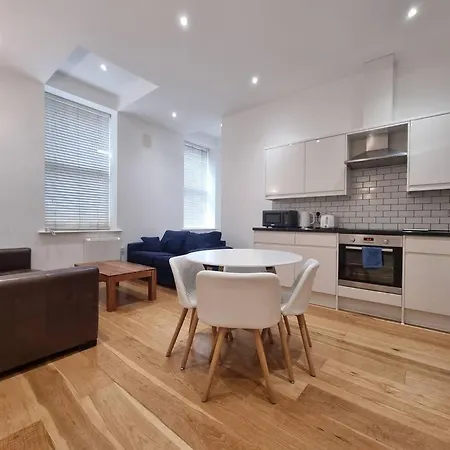 Apartment Modern Two Bedroom Ground Floor