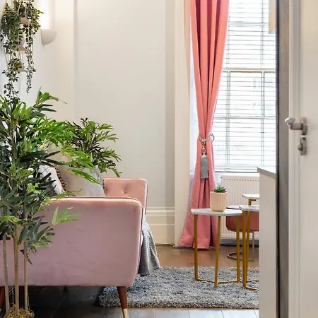 Cosy Flat In London
