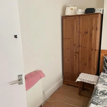 Holiday home Obusco London