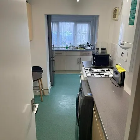 Holiday home Obusco London