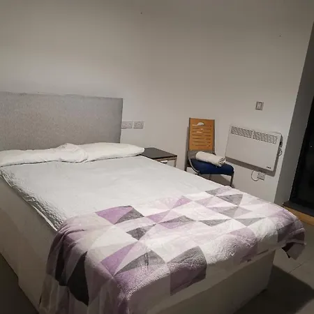 Campismo de Luxo Jadwin Beautiful Share Toilet 2 People Londres