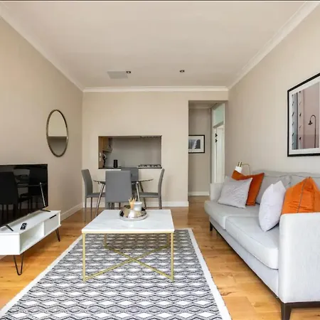 Amazing Mayfair Apartment London