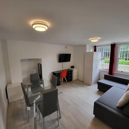 Cosy By Clapham South Underground! Appartamento *