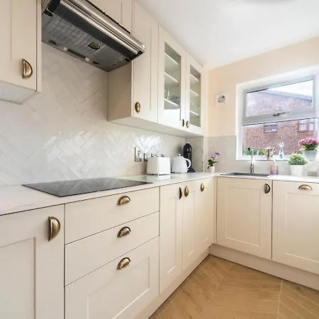 Holiday home Pass The Keys Stylish 2 Bedroom Family *