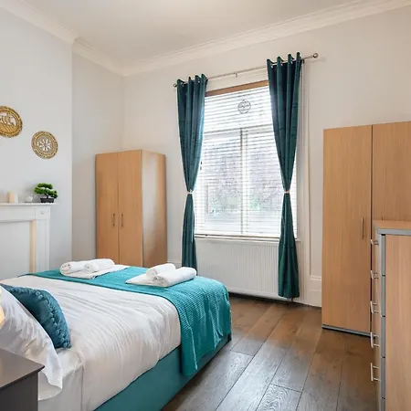 Apartment Cosy Flat In London