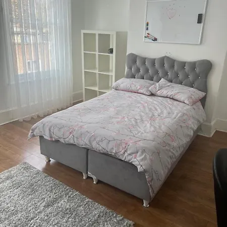 Private 1 Guest house *