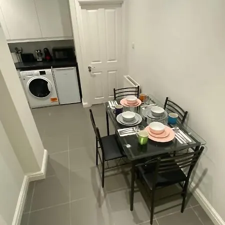 2 Notting Hill Portobello Road Amazing Location! * London