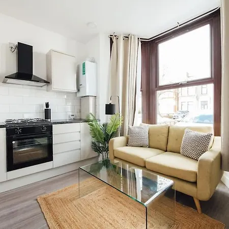 Apartment Cosy 2 Bedroom Flat In Ilford, London Ilford