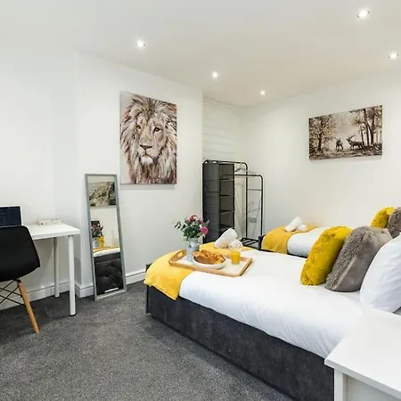 Modern 2 Bed In Croydon- Photo Id Required Apartment Thornton Heath