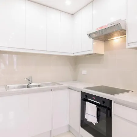 Pass The Keys Family In The Heart Of Bayswater Apartment London