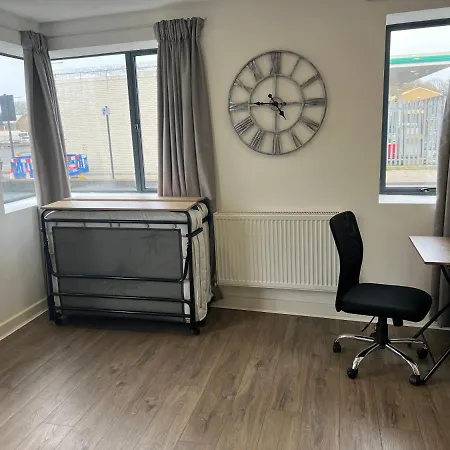 3bed Flat 3wc And Great Location Near Excel City Airport O2 And Canning Town Station