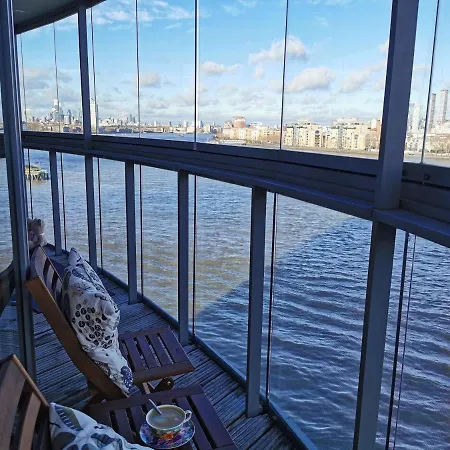 Séjour chez l'habitant Homestay With Stunning Thames River View Londres