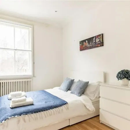 Earl's Court One Bedroom Flat Appartamento *