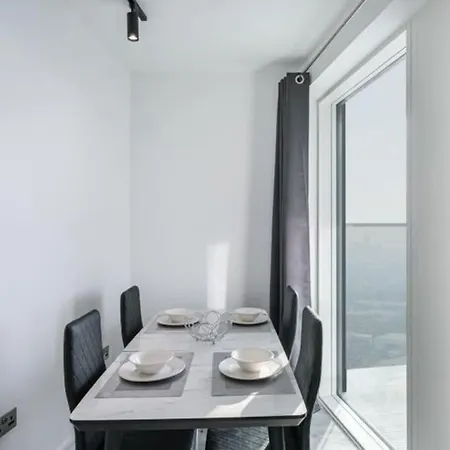 Apartment Elegant Sky Line *